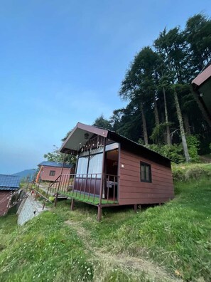 华丽双人房, 山景 | 办公桌、笔记本电脑工作区、免费 WiFi