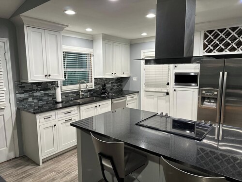 Modern-4bedroom Getaway