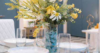 Warm & Modern Winter Haven in Downtown Bryan