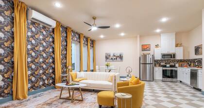 Stylish Apartment in Downtown Bryan