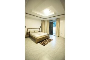 2 bedrooms, internet, bed sheets