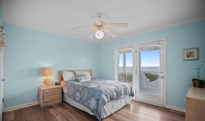 5 Schlafzimmer, Schreibtisch, kostenloses WLAN, Bettwäsche