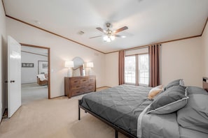 3 bedrooms, Internet, bed sheets