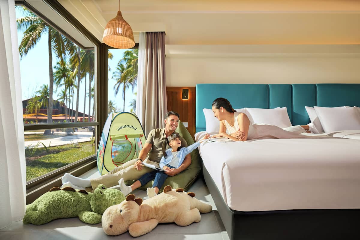 Deluxe Room, 2 Queen Beds (Family)