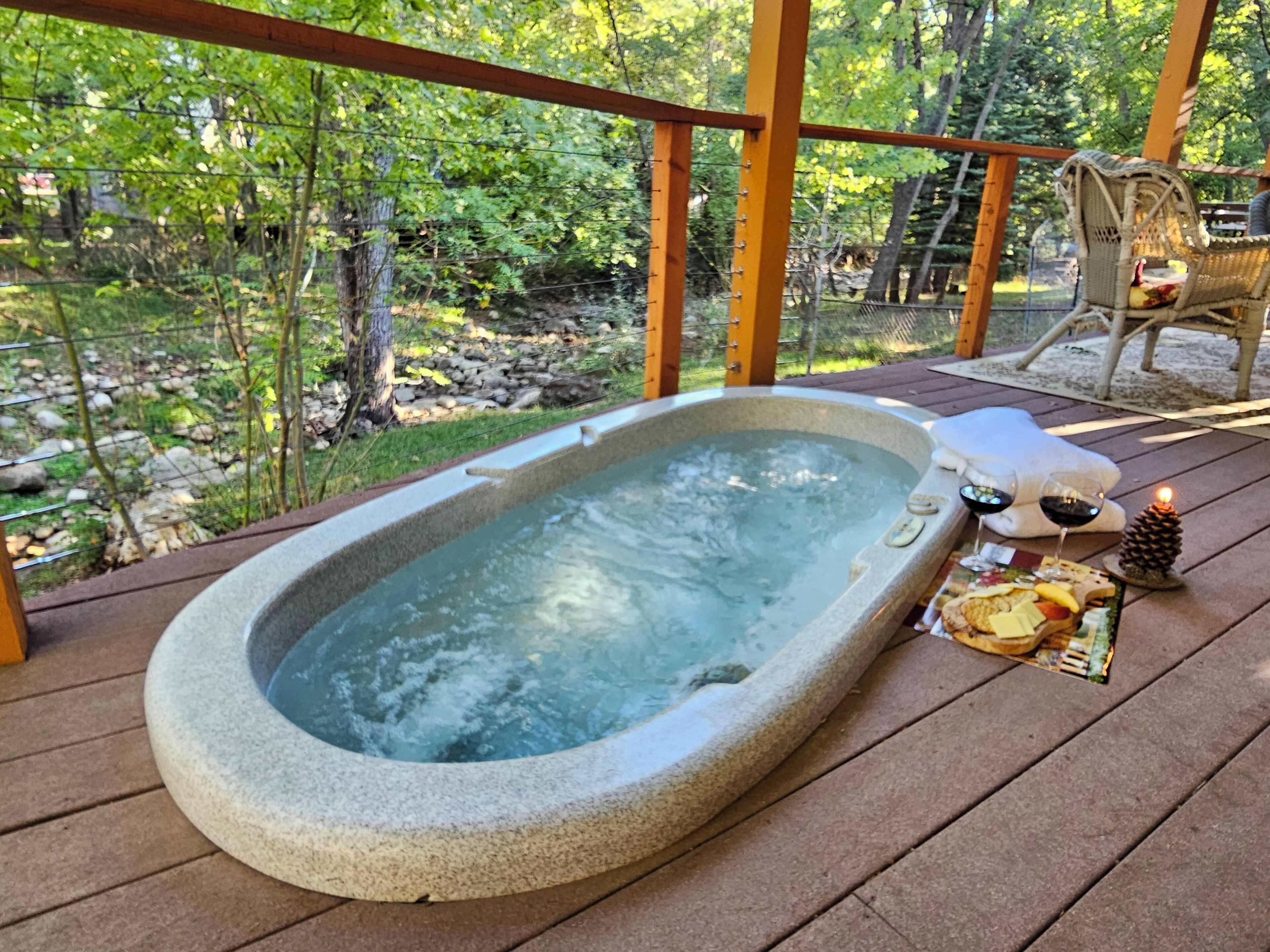 Bain à remous extérieur