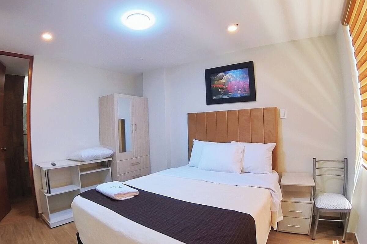 Caja fuerte, wifi gratis, ropa de cama