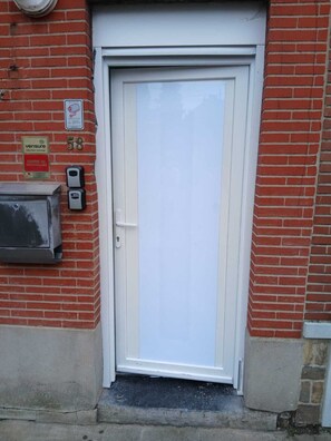 تفاصيل الفندق من الخارج