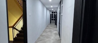 Sunshine Hotel