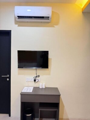 Room - Sunshine Hotel (Bahau)