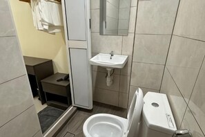 Room - Sunshine Hotel (Bahau)