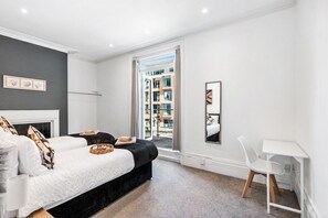 3 habitaciones, tabla de planchar con plancha y wifi gratis