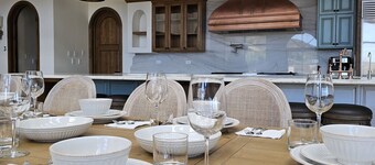 Chateau Del Valle | Modern Vineyard Terrace & Retreat