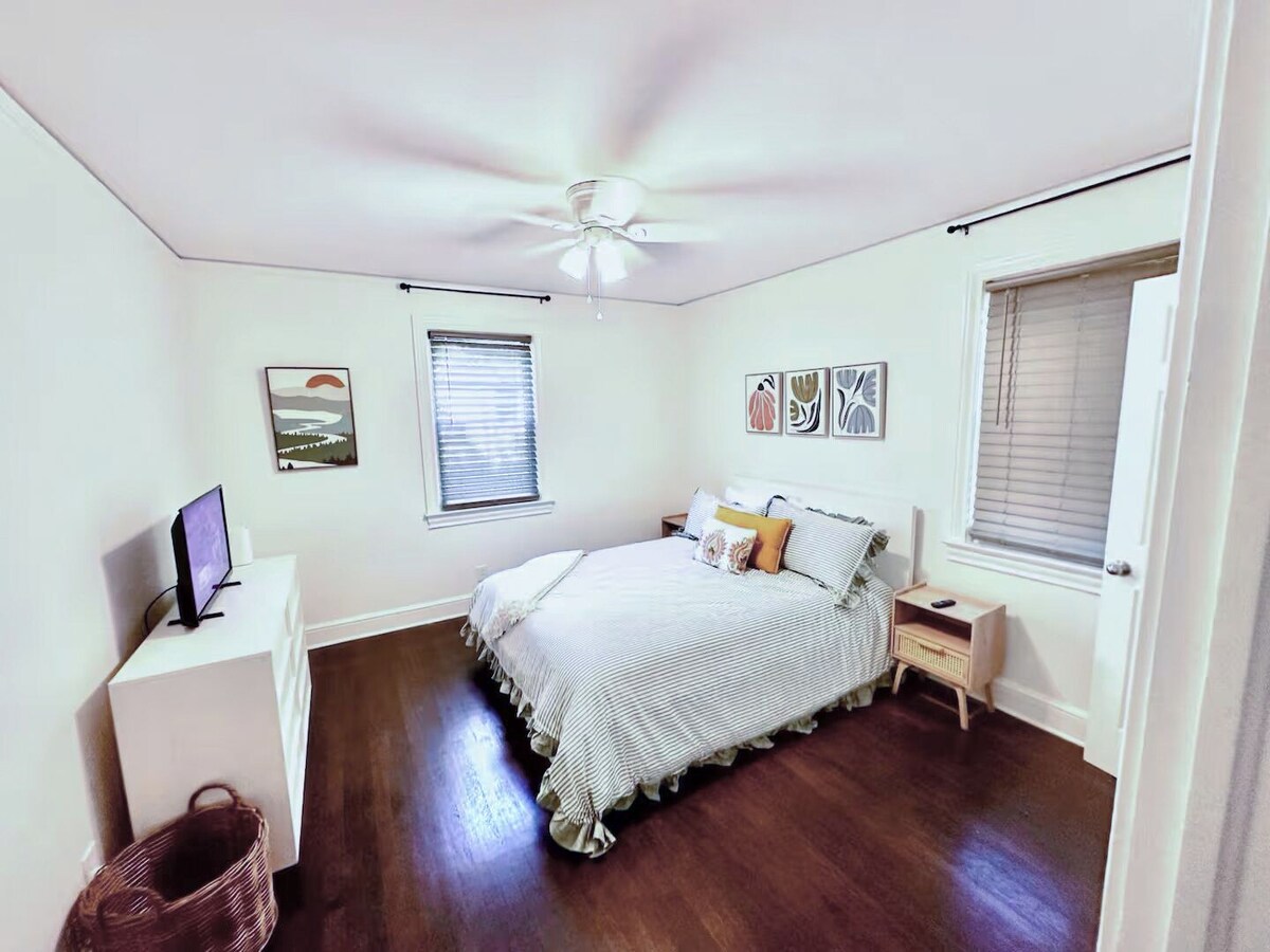 Photo 12 of Just updated! Downtown Greer house. Walk to downtown shops. Fenced in backyard