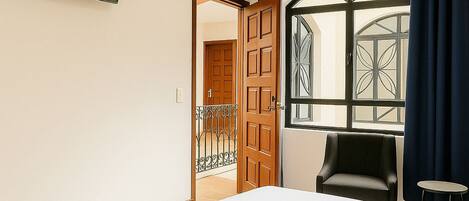 Desk, free WiFi, bed sheets