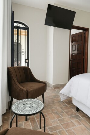 Desk, free WiFi, bed sheets