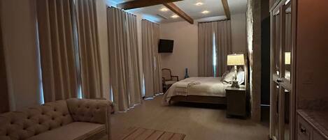 1 غرفة نوم ومكواة/لوح كي وواي فاي