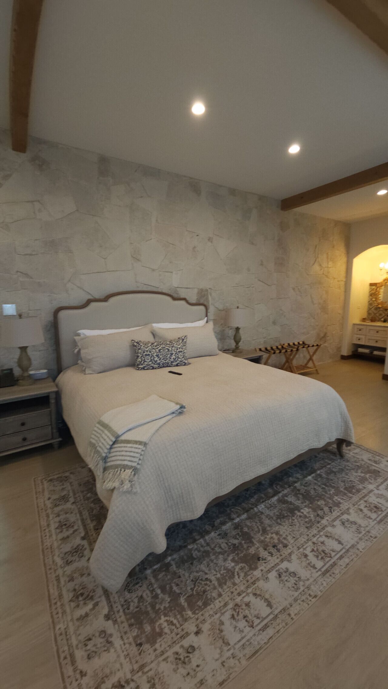 1 chambre, fer et planche à repasser, Wi-Fi