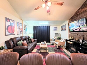 Unclassified image, 3 of 19, button