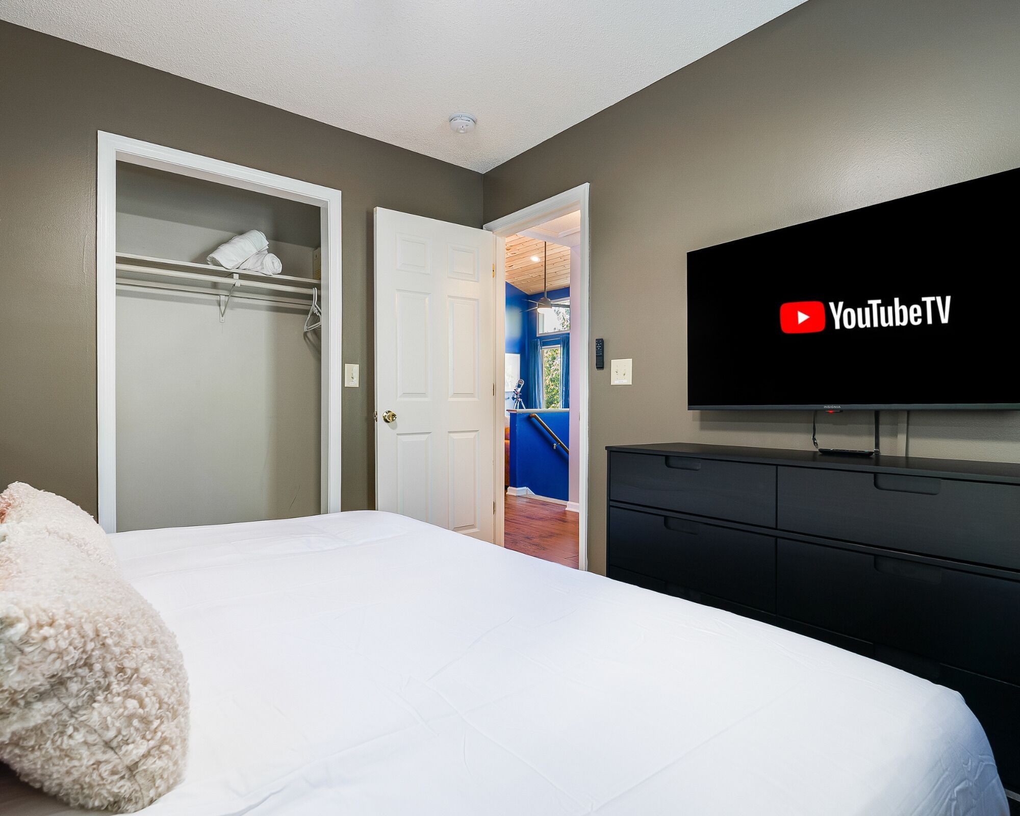 7 Schlafzimmer, Bügeleisen/Bügelbrett, WLAN, Bettwäsche