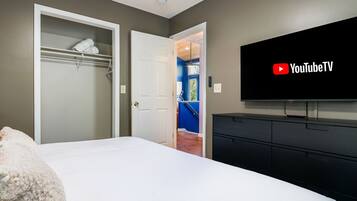 7 Schlafzimmer, Bügeleisen/Bügelbrett, WLAN, Bettwäsche