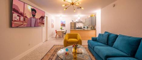 Téléviseur, bureau