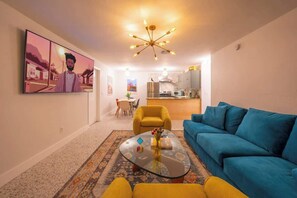 Televisie en een kantoor