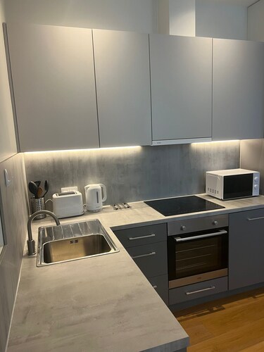 Rooftop Apartment on Town Centre High Street