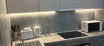 Rooftop Apartment on Town Centre High Street