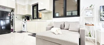 Paradigm Residences 1 BR, above Paradigm Mall ,up to 5 Person