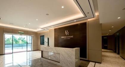 Paradigm Residences 1 BR, above Paradigm Mall ,up to 5 Person