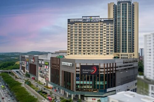 Paradigm Residences 1 BR, above Paradigm Mall ,up to 5 Person