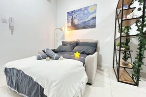 Room - Paradigm Residences 1 BR, above Paradigm Mall ,up to 5 Person (Johor Bahru)