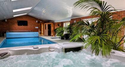 Aberfall Villa Pool Hot Tub Saunas Gym Cinema Gdns