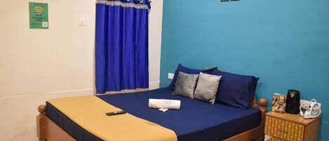 Caja de seguridad en la habitación y sistema de insonorización