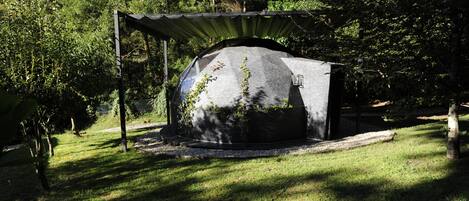 المنشأة من الخارج