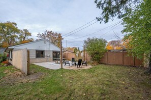 Outdoor dining - Braley House • Bright 3BR Home w/ Yard + Patio, Near Downtown Midland (Midland)