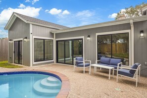 Pool - Prime Houston Getaway w/ Pool – Near Downtown (Houston)