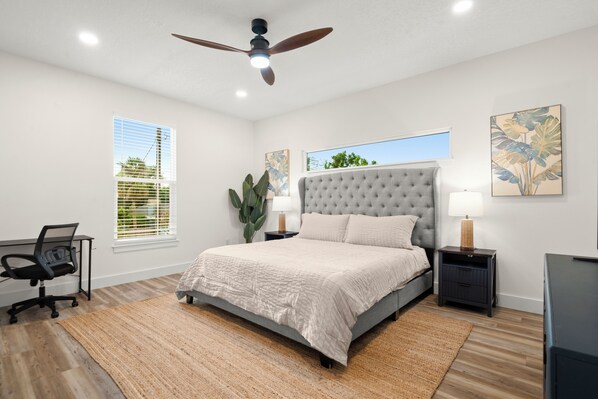 4 bedrooms, iron/ironing board, WiFi, bed sheets