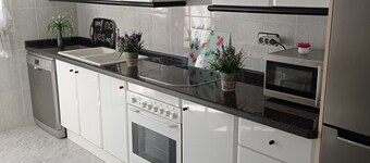 Holiday apartment located halfway between DINOPOLIS AND ALBARRACIN