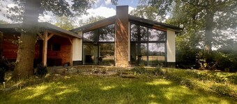 Luxury recreation house in the middle of a wooded area (31f)