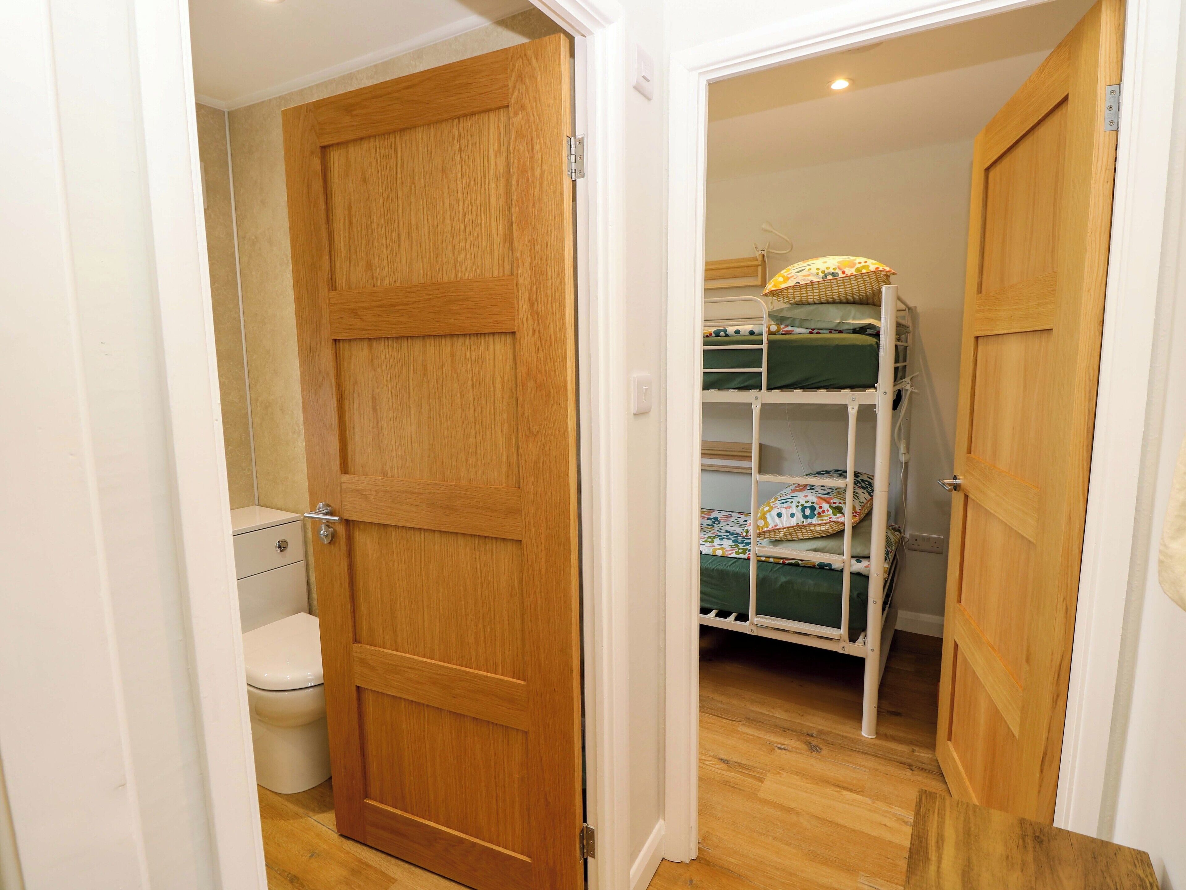 2 bedrooms, individually decorated, individually furnished, free WiFi