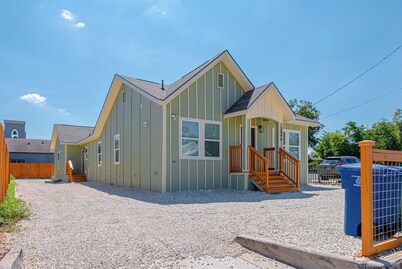 Generous 5br/3ba Haven Close to Alamo & Riverwalk!