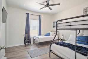 House (5 Bedrooms) | 5 bedrooms, laptop workspace, iron/ironing board, bed sheets