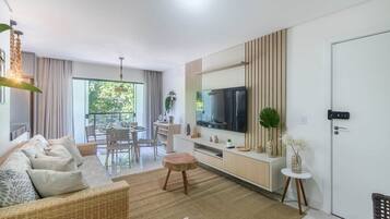 Basic Apartment | Living area