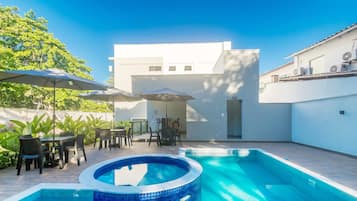 Apartamento básico | Piscina | Piscina externa