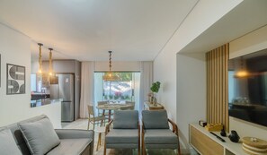 Basic Apartment | Living area - Full Stay With Pool Just 350m From the Beach in Porto Seguro PRY (Porto Seguro)