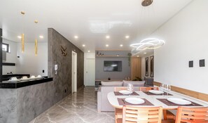 Basic Apartment | Tempat makan