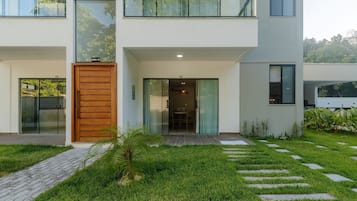 Apartamento básico | Detalle del exterior