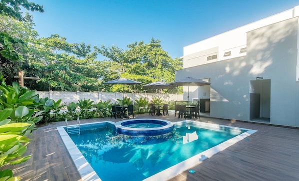 Outdoor pool - Full Stay With Pool Just 350m From the Beach in Porto Seguro PRY (Porto Seguro)