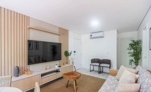 Basic Apartment | Living area - Full Stay With Pool Just 350m From the Beach in Porto Seguro PRY (Porto Seguro)